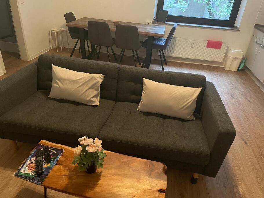 Zentrale Wohnung Direkt Am Hauptbahnhof - Bismarck ดุสเซลดอร์ฟ ภายนอก รูปภาพ