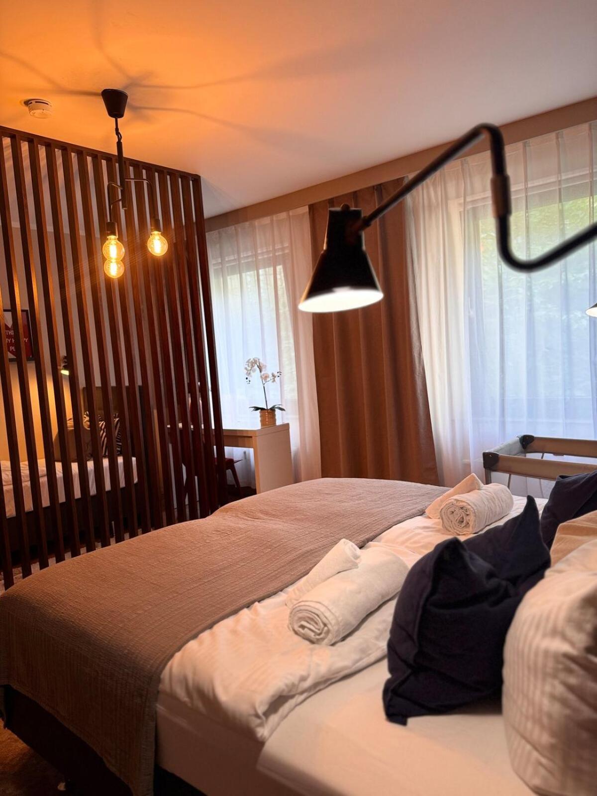 Zentrale Wohnung Direkt Am Hauptbahnhof - Bismarck ดุสเซลดอร์ฟ ภายนอก รูปภาพ